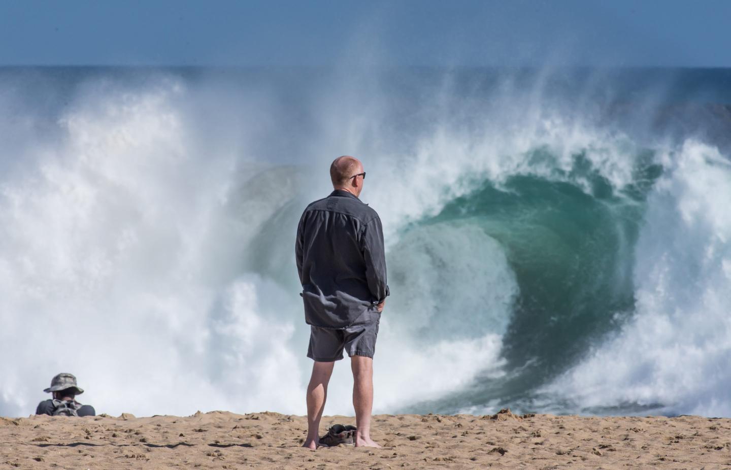 Study finds waves along parts of California coast are getting bigger—with the number of 13-foot waves doubling