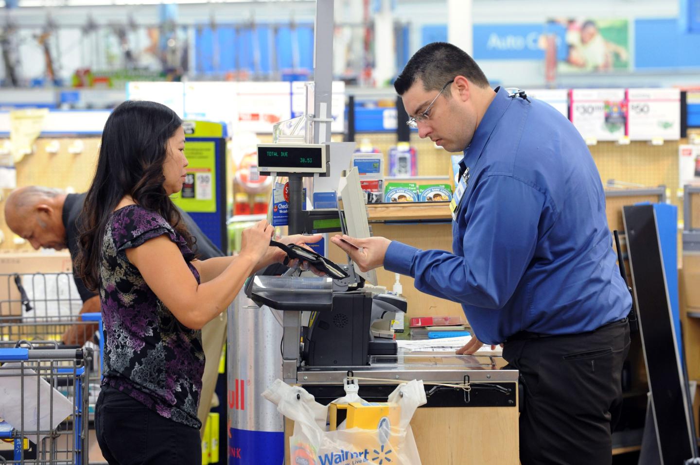 America’s credit card bill just passed a record $1 trillion. Here’s what it means