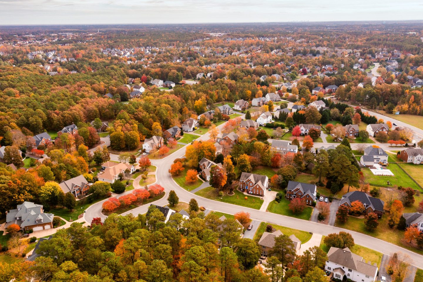 Institutional homebuyers are falling out of love with the U.S. housing market. That'll change quickly if interest rates fall.