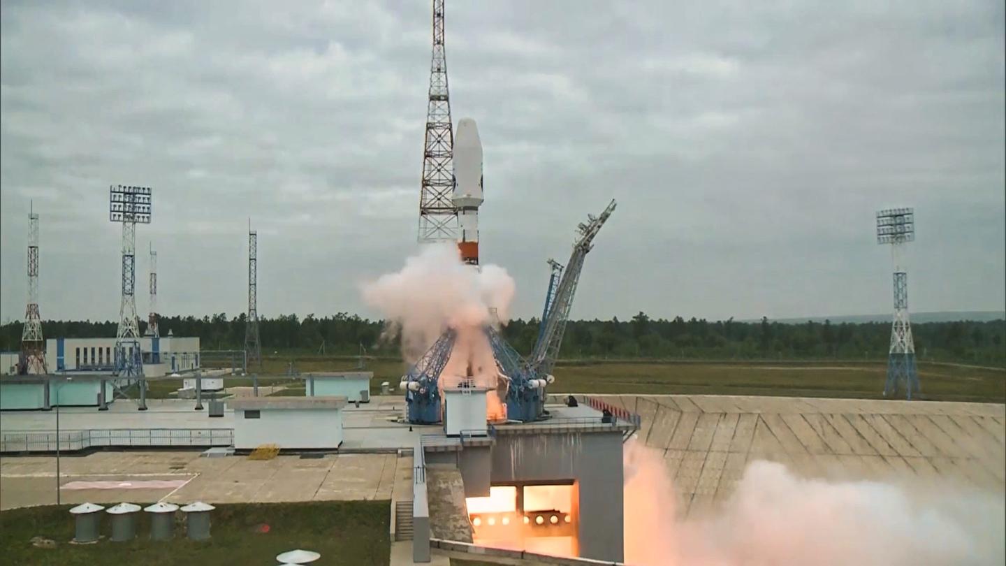 Russia’s Luna-25 crashes near moon’s south pole in latest setback for reeling space program
