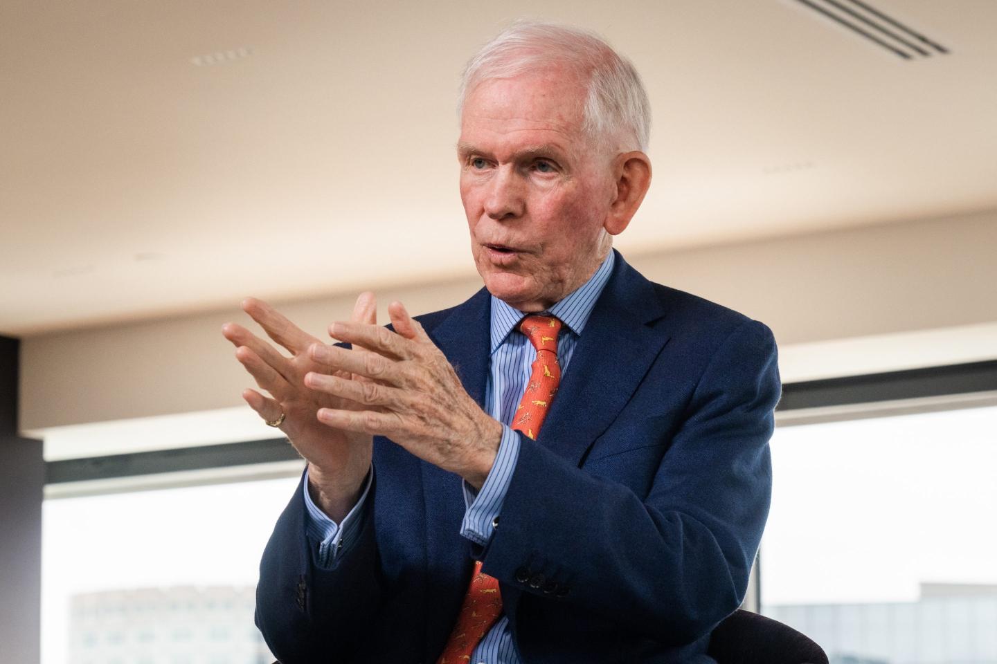Legendary investor Jeremy Grantham warns a recession is coming and the Fed’s rosy forecast is ‘almost guaranteed to be wrong’