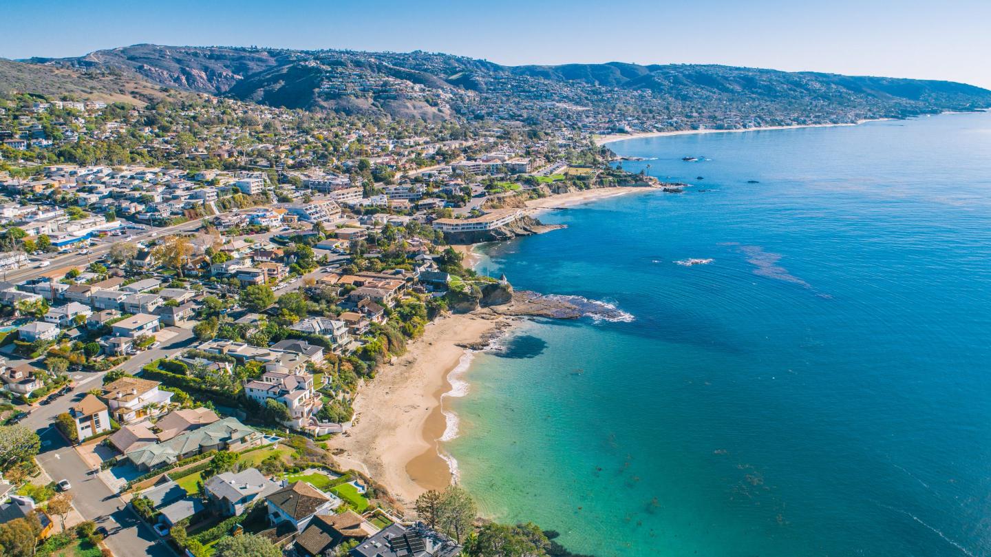 A looming insurance shock spells trouble for housing markets in Florida and California