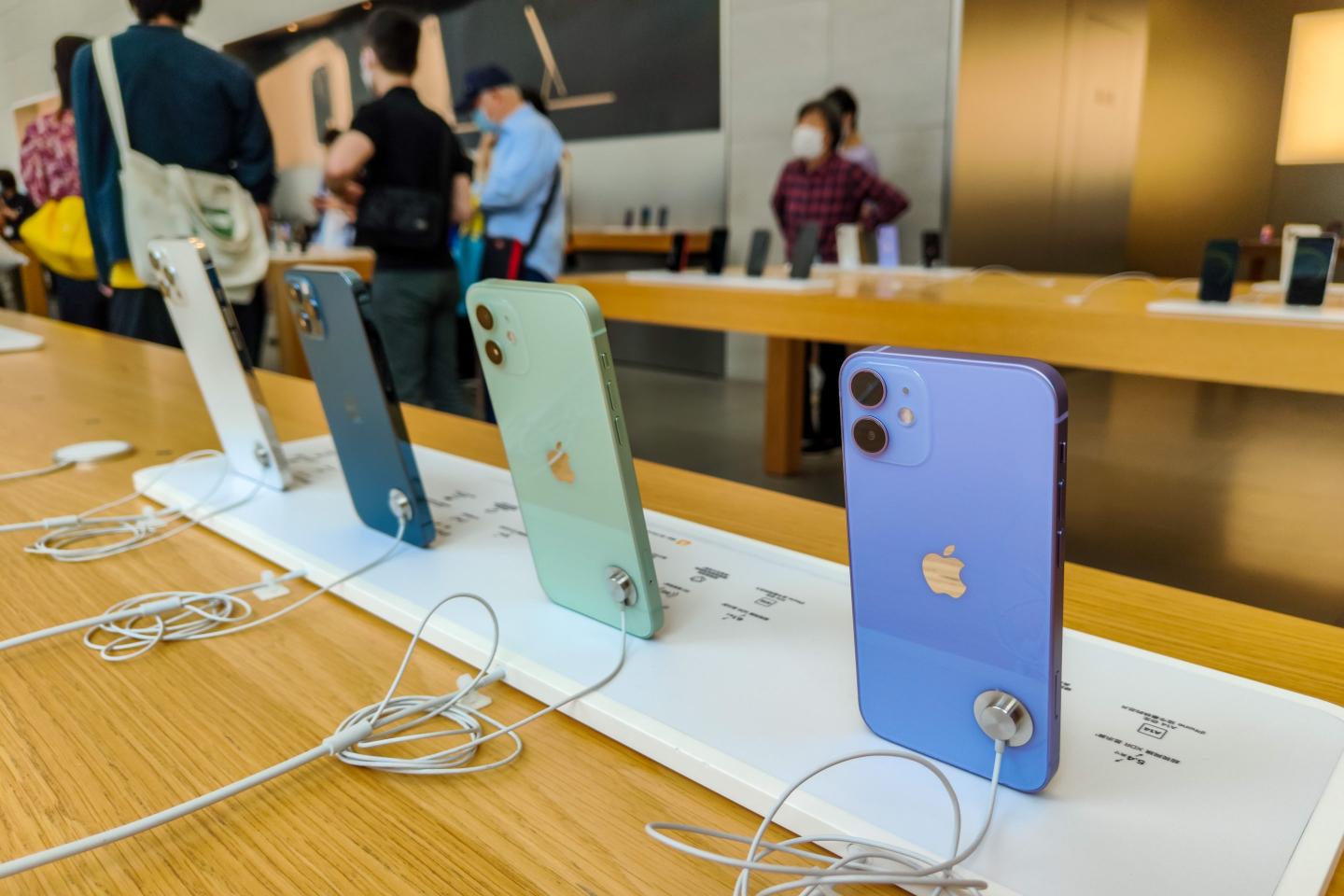 Apple tells staff how to react if customers ask about the iPhone 12 being pulled off shelves in France due to radiation concerns