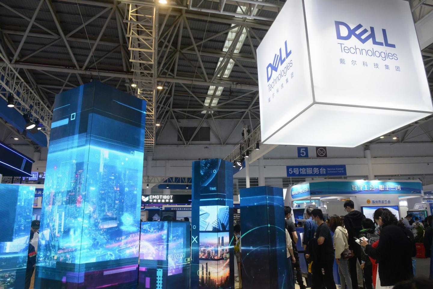 a DELL booth at a conference