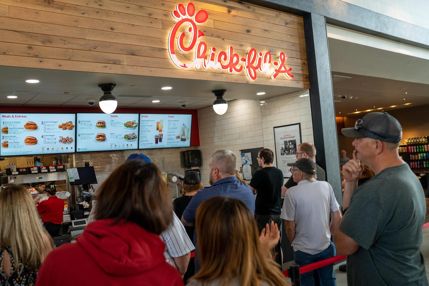 Chick-fil-A is headed back to the U.K. after fleeing gay rights protests 4 years ago—and it’s planning a $100 million spending spree