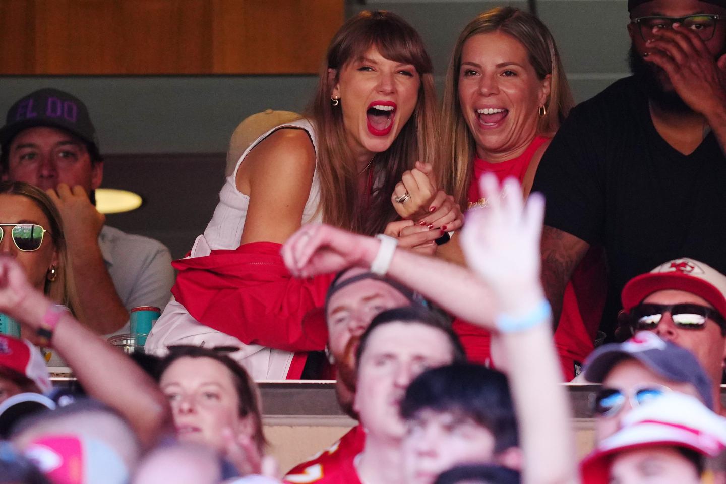 Taylor Swift at a Chiefs game is exactly the distraction corporate online media needed from the Hollywood strikes, attention economy scholar says