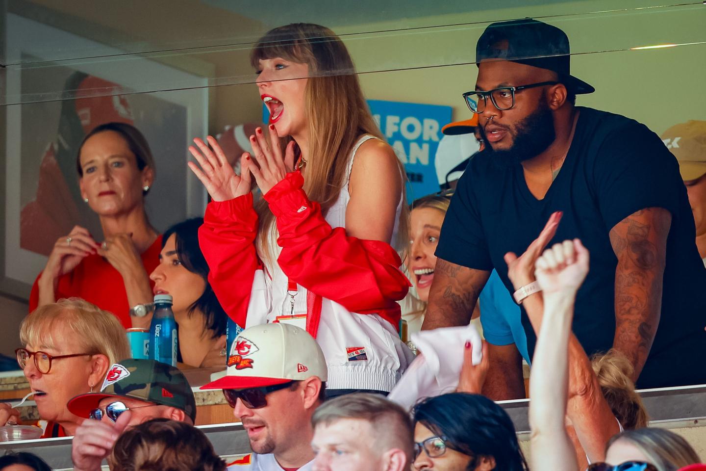 Jets ticket prices skyrocket amid whispers Taylor Swift will be at this week’s game