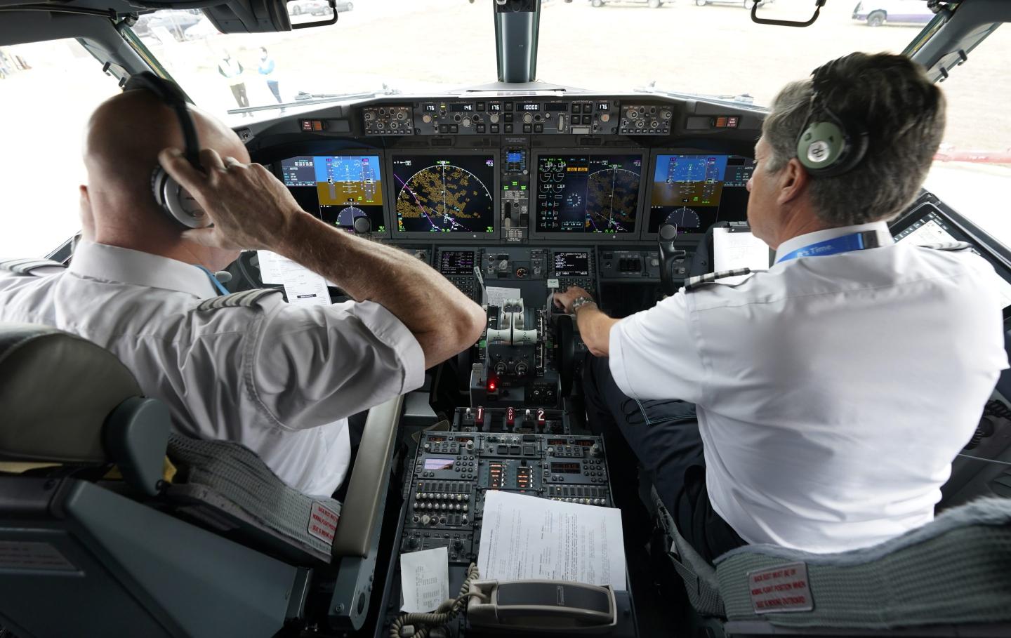 Off-duty pilot’s attempt to switch off Horizon Air flight’s engines after using psychedelic mushrooms renews scrutiny of cockpit mental health