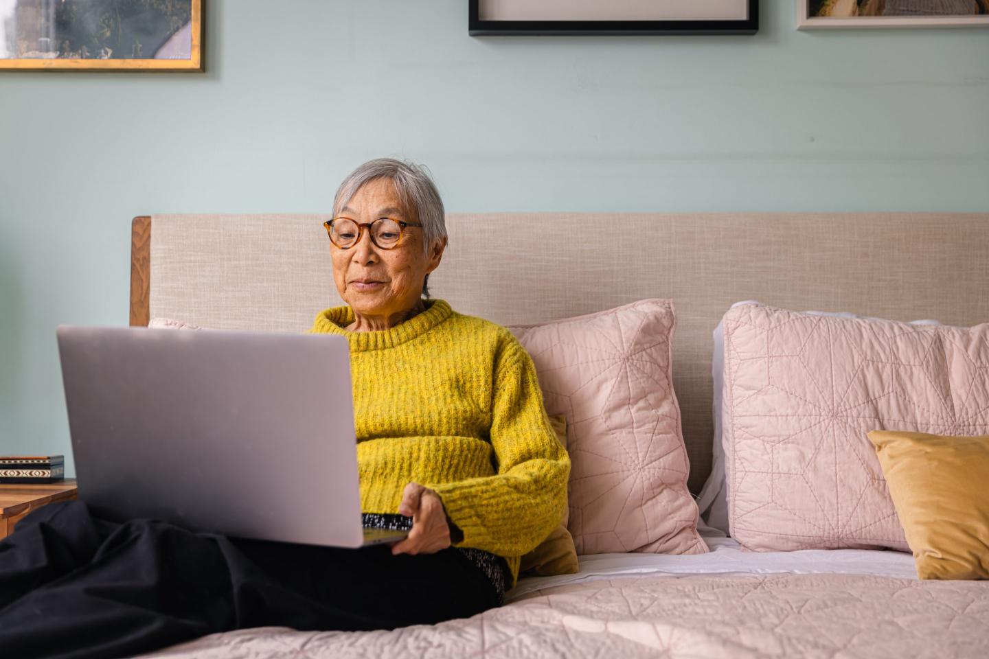 How to enroll in Medicare: A simple step by step sign up guide to walk you through it