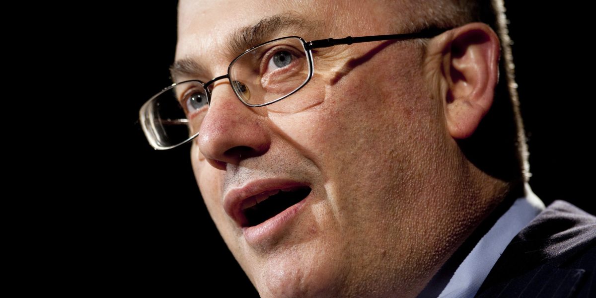Billionaire Steve Cohen predicts a short ‘fake scare’ recession this ...