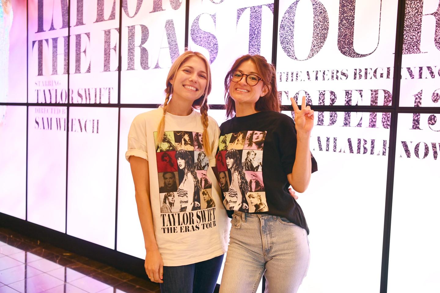Taylor Swift fans