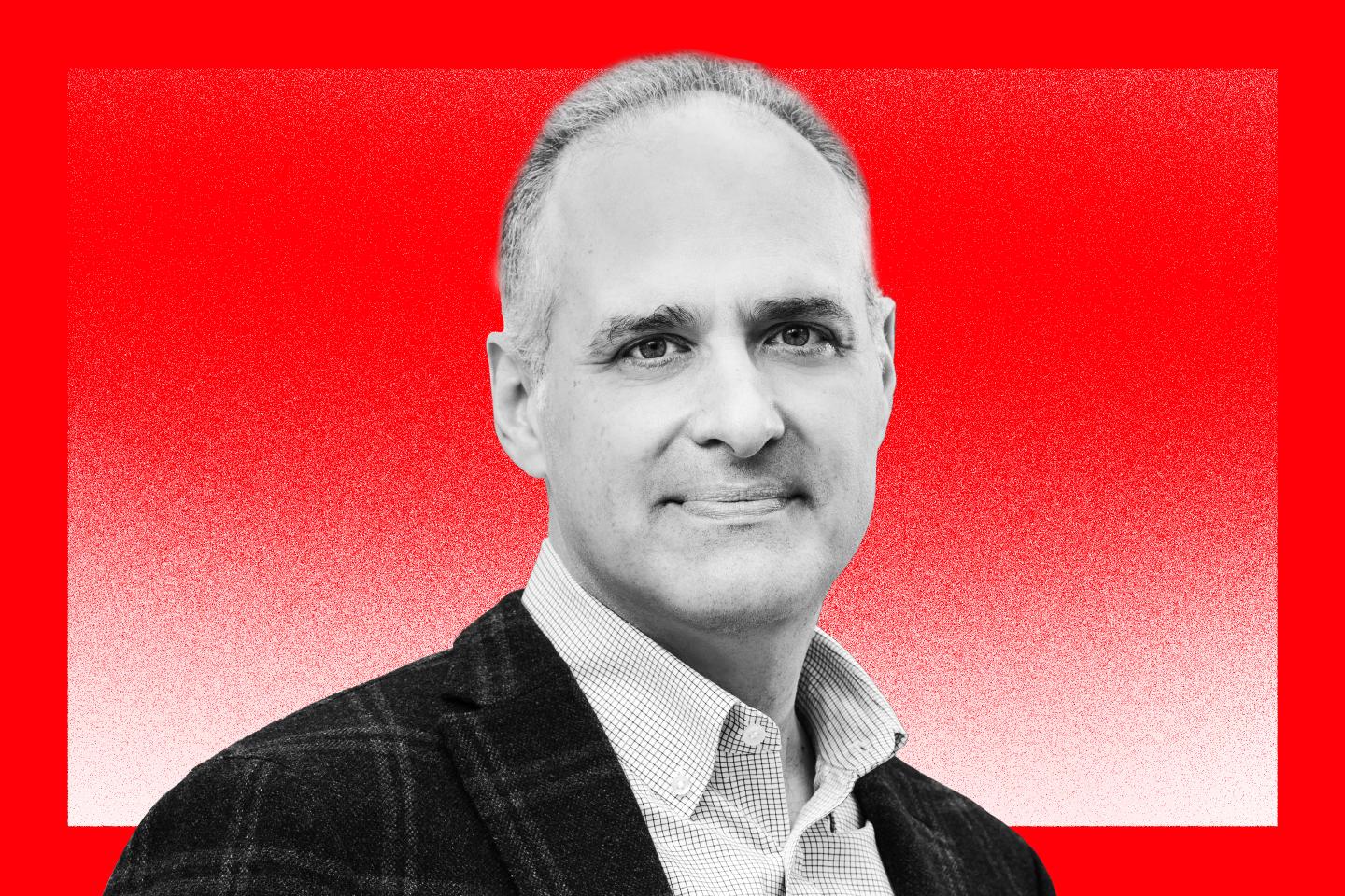 A headshot of Amazon CSO Steve Schmidt.
