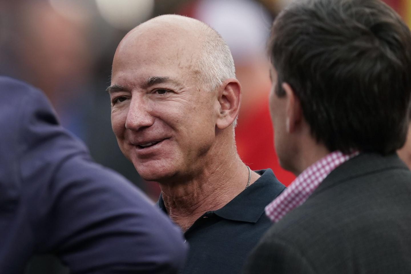Jeff Bezos seen at a Chief's game.