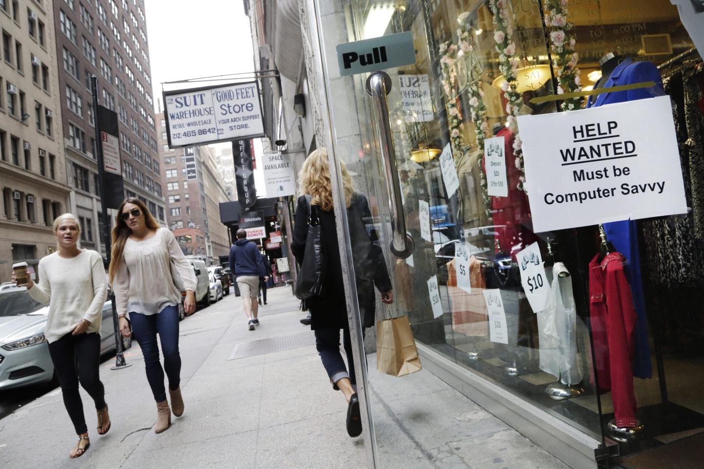 Businesses lobby hard to stop proposed New York law that would make it easier for workers to leave jobs