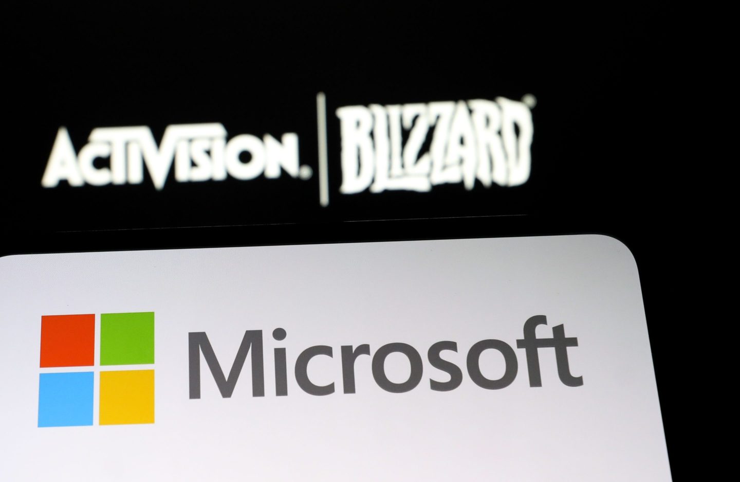 ANKARA, TURKIYE &#8211; JANUARY 18: In this photo illustration, the logos of Microsoft and Activision Blizzard are displayed in Ankara, Turkiye on January 18, 2022. (Photo by Hakan Nural/Anadolu Agency via Getty Images)