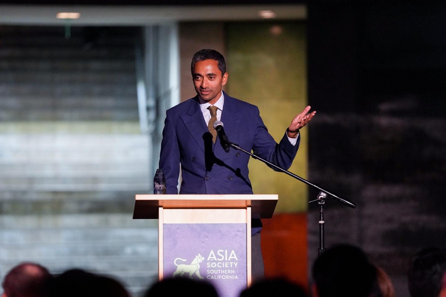 Chamath Palihapitiya says there’s a ‘reasonable case to make’ that the job of VC ‘doesn’t exist’ in a world of AI-powered two-person startups