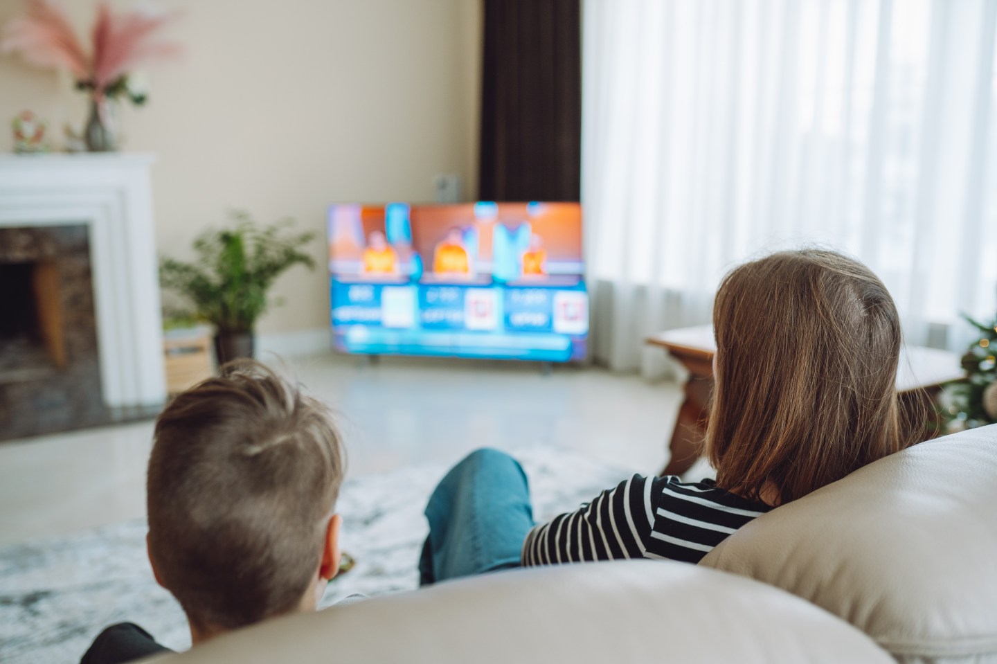 Netflix will reward binge-watching for its ad-supported customers.