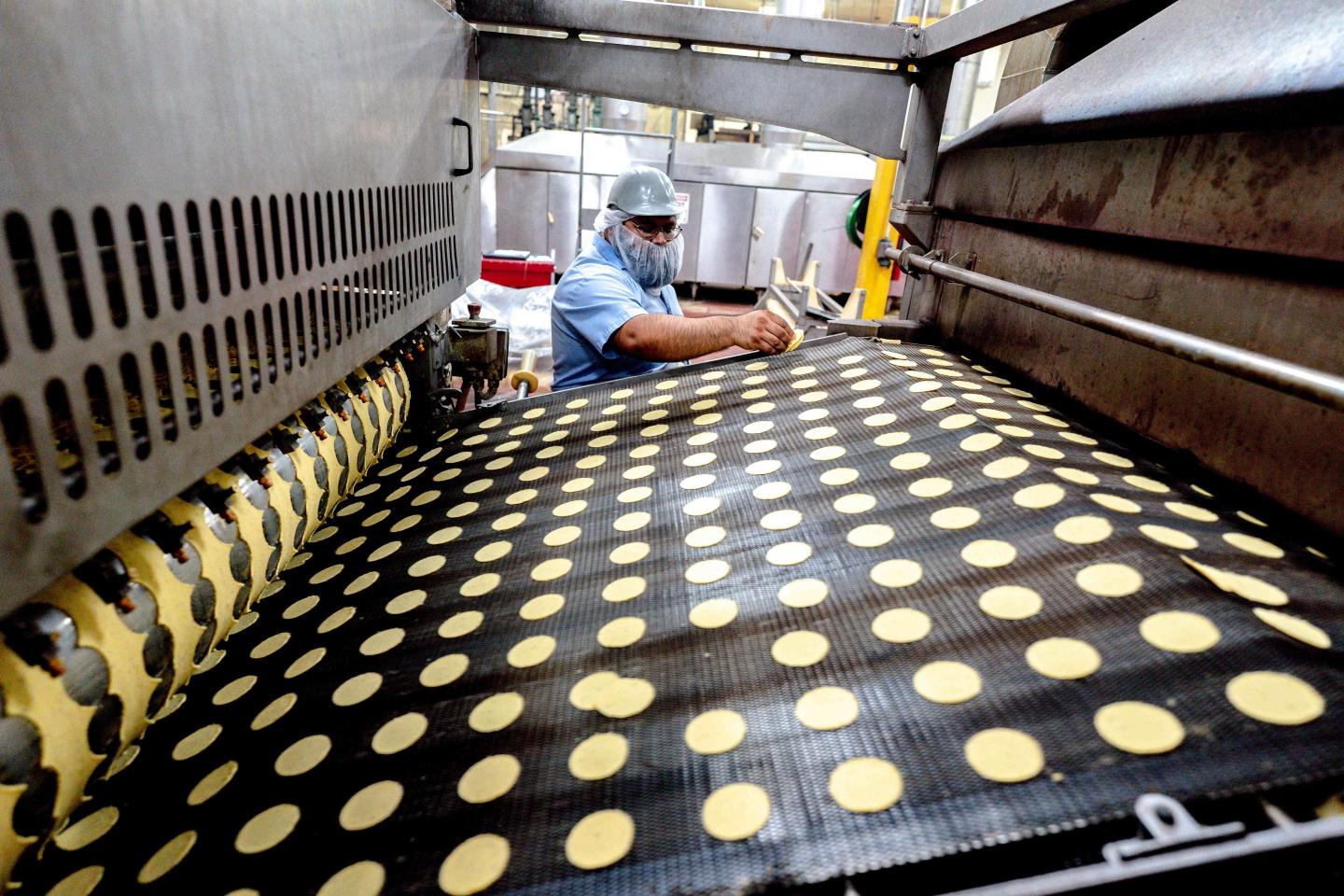 Wholesale inflation just had its largest monthly drop in 2.5 years: ‘We got more Goldilocks today’