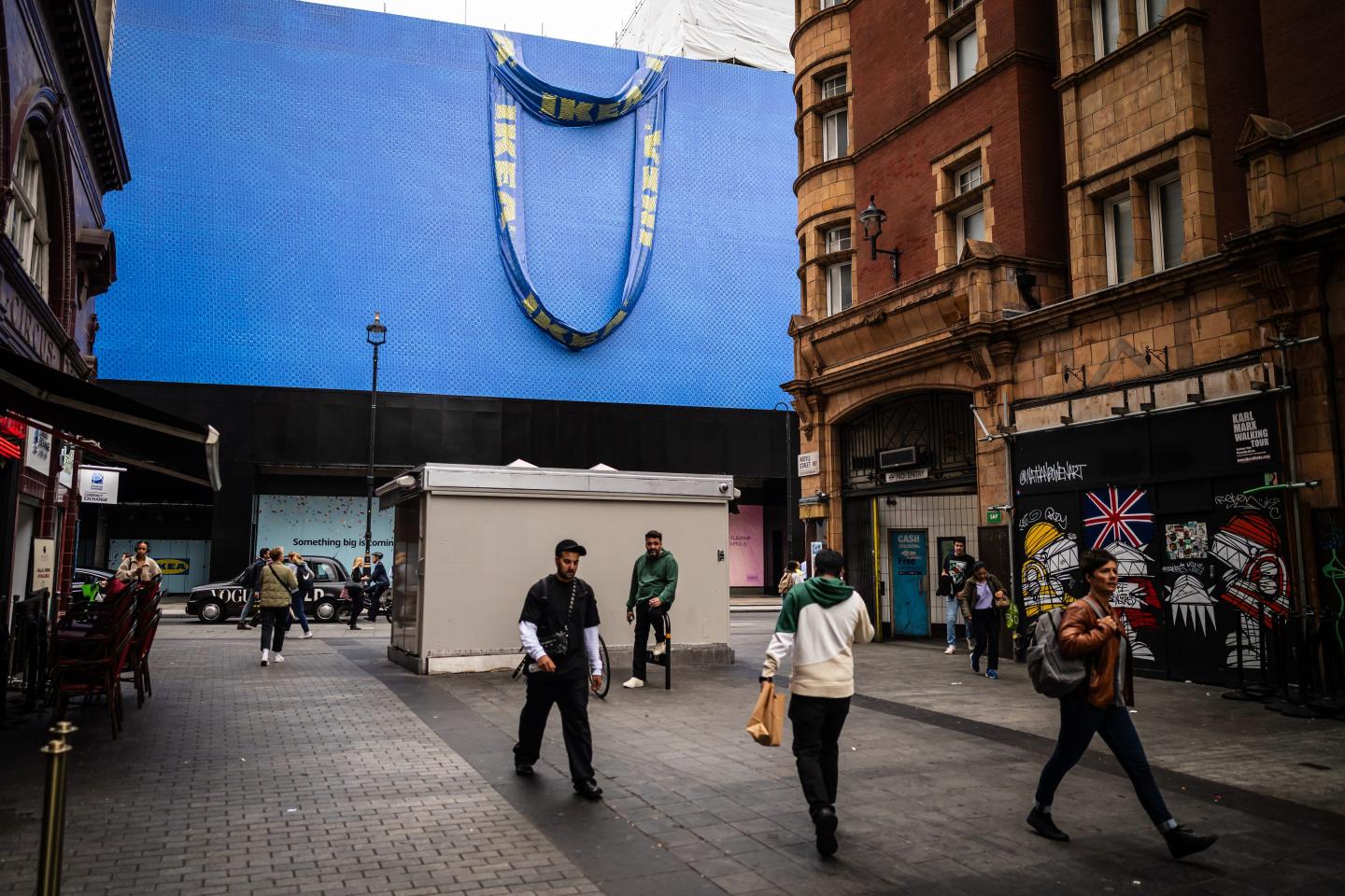 Ikea stores owner plans to spend $1.1 billion to cut prices next year in the latest sign of global deflation: ‘Ikea is made for crisis’