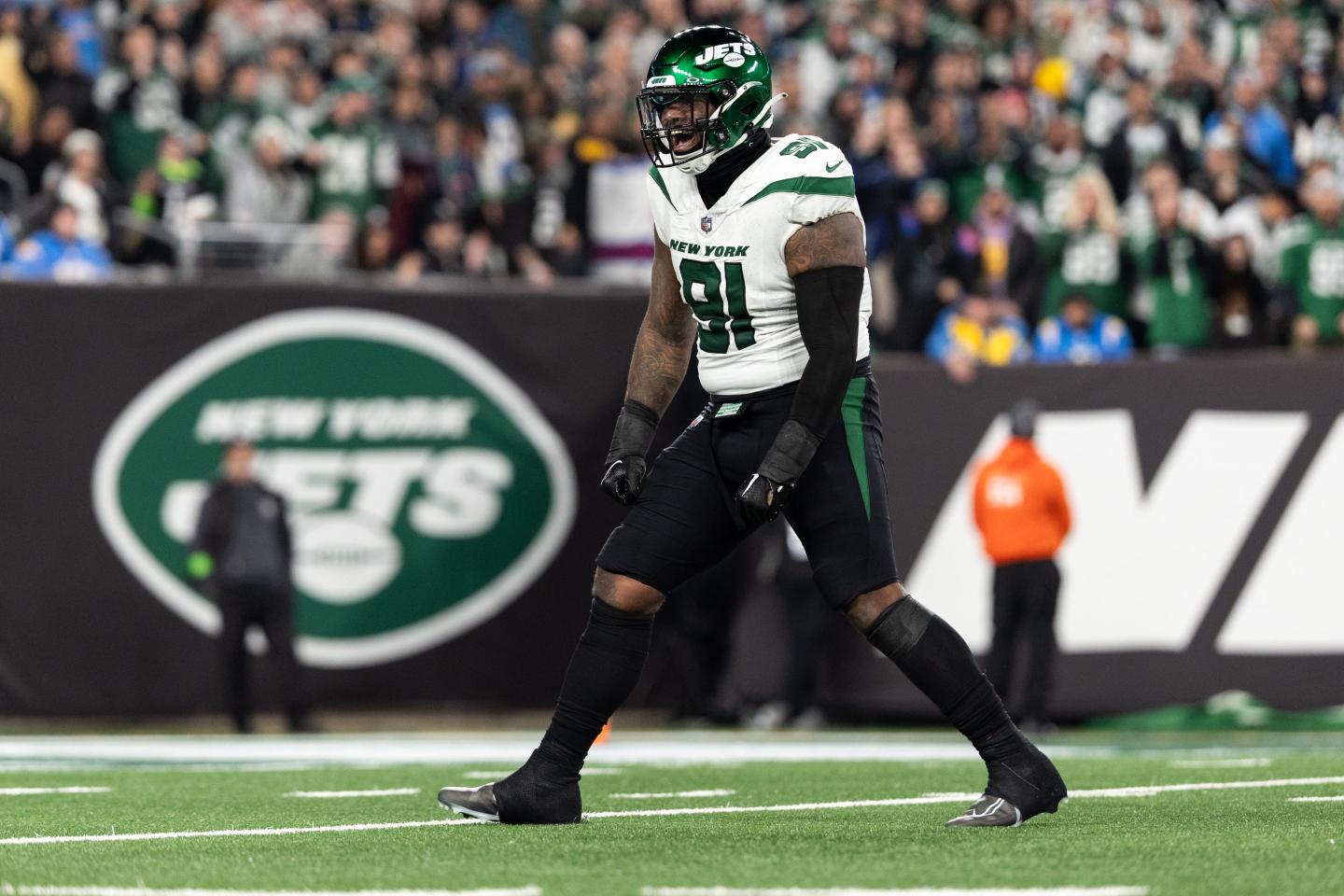 How to watch Week 10 of the 2023-2024 NFL season live online for free—and without cable
