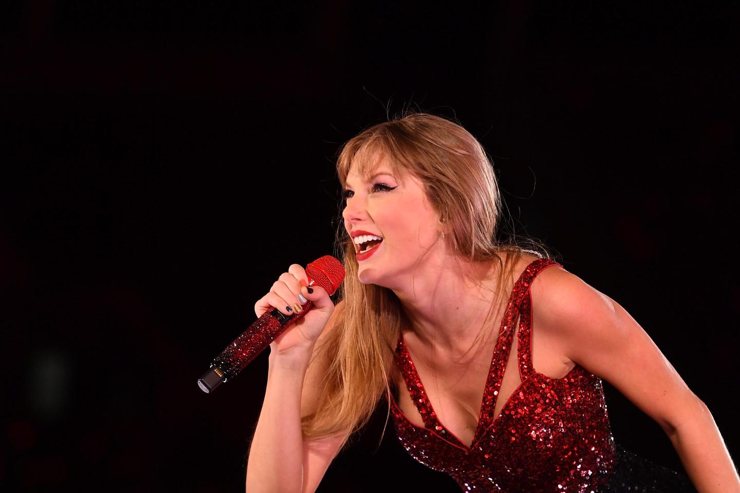 Taylor Swift.