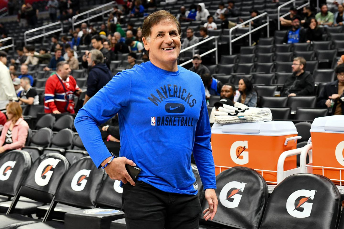 Billionaire Mark Cuban is selling a majority stake in the NBA’s Dallas Mavericks to the family of casino magnate Sheldon Adelson