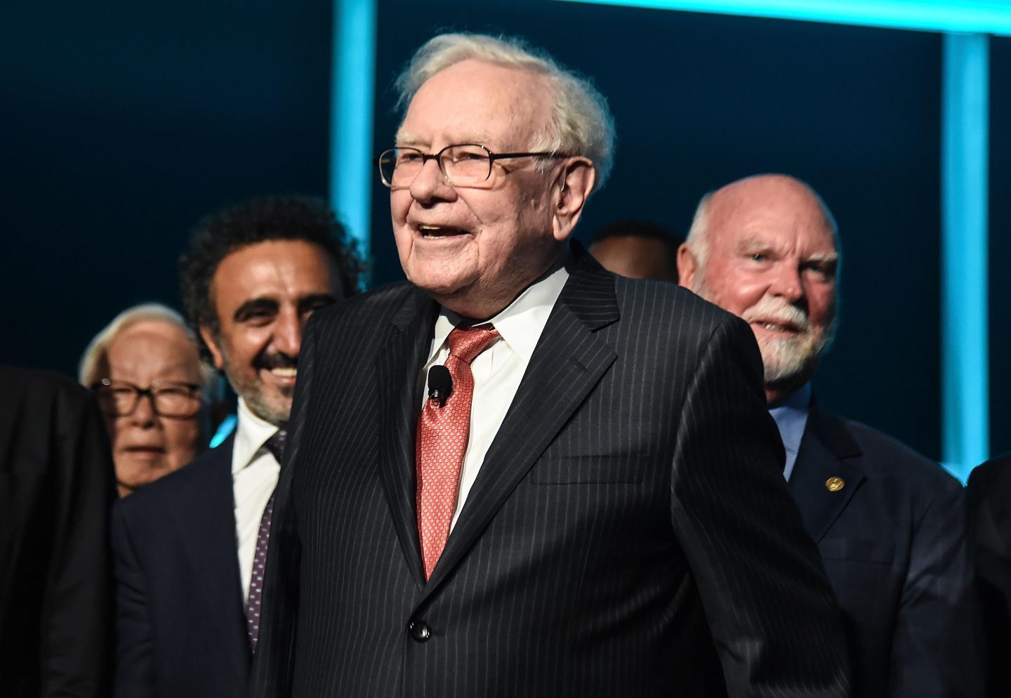 Warren Buffett sees so few worthwhile deals that Berkshire Hathaway’s cash pile just hit a record $157.2 billion