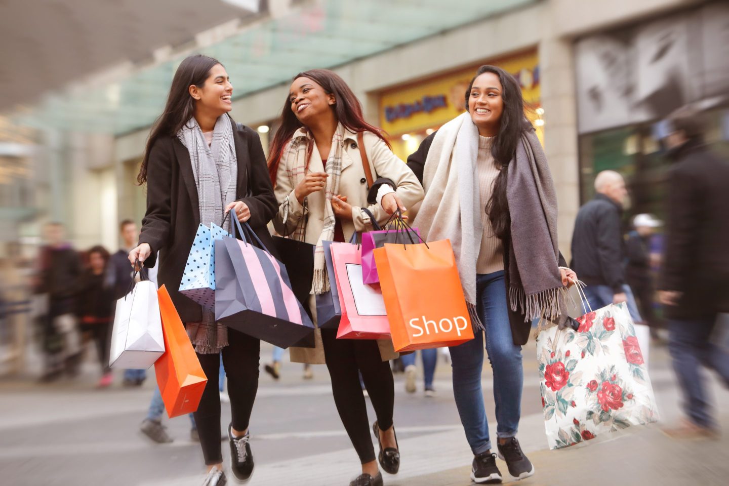 Consumer confidence ticks up, with more people planning big purchases.