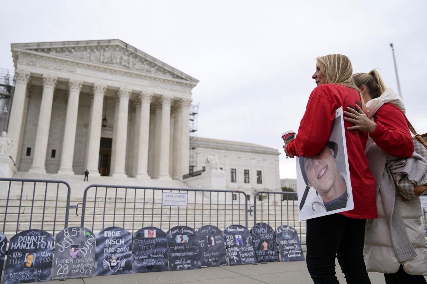 Supreme Court justices agonize over Purdue Pharma settlement that would let Sackler family walk away with billions: ‘There is no other deal’