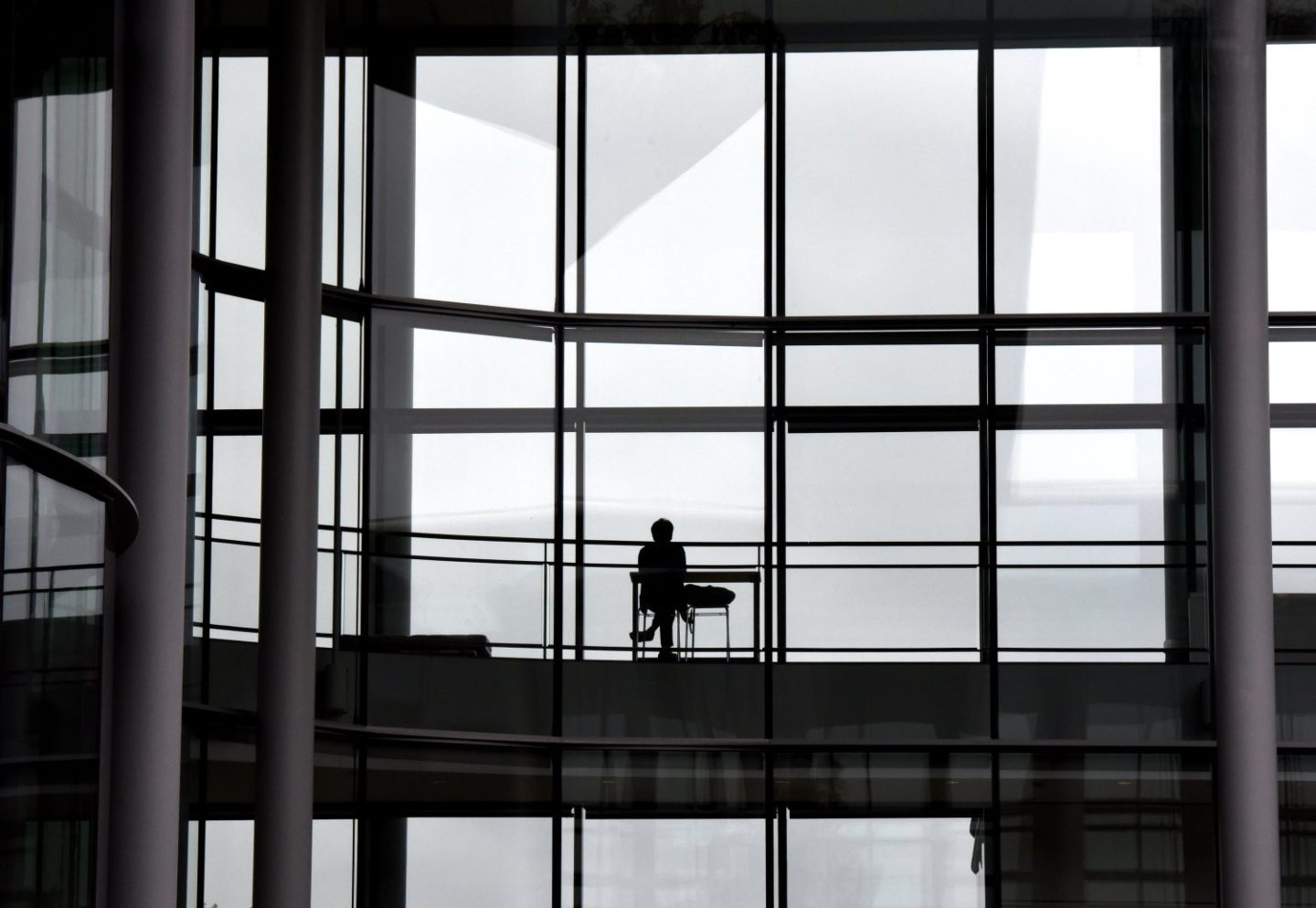 A student studies on third floor at the Yale School of Management at Yale University in New Haven, Connecticut October 8, 2018. (Photo by Timothy A. Clary—AFP/Getty Images)