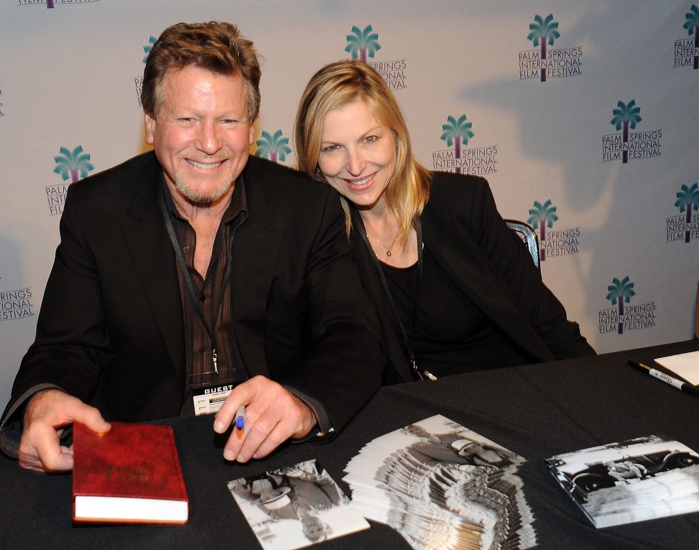 Ryan O'Neal (L) and daughter Tatum O'Neal.