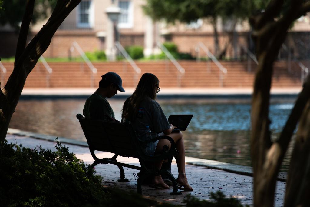 How long does it take to earn a master’s degree in social work?