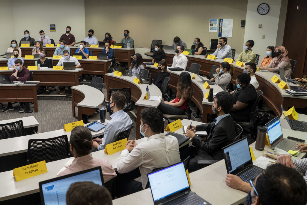 Students during a class at Gleason Hall of the Simon Business School at the University of Rochester in Rochester, New York, as seen in September 2021. (Photographer: Libby March—Bloomberg/Getty Images)