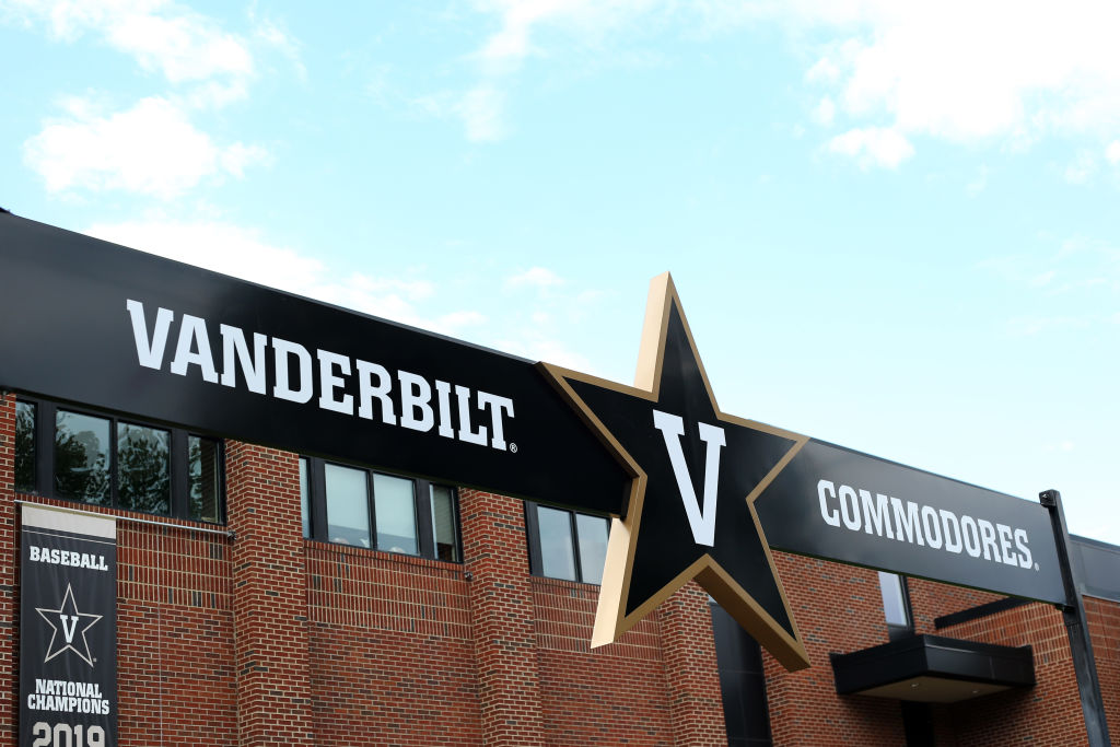 The Vanderbilt Commodores logo outside Vanderbilt Stadium in Nashville. (Photo by Matthew Maxey—Icon Sportswire/Getty Images)