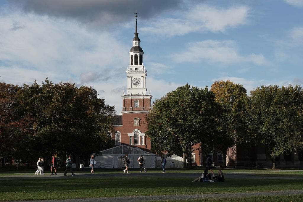 Students walk on The Green at Dartmouth College in Hanover, New Hampshire, as seen in October 2021. (Photographer: Bing Guan—Bloomberg/Getty Images)