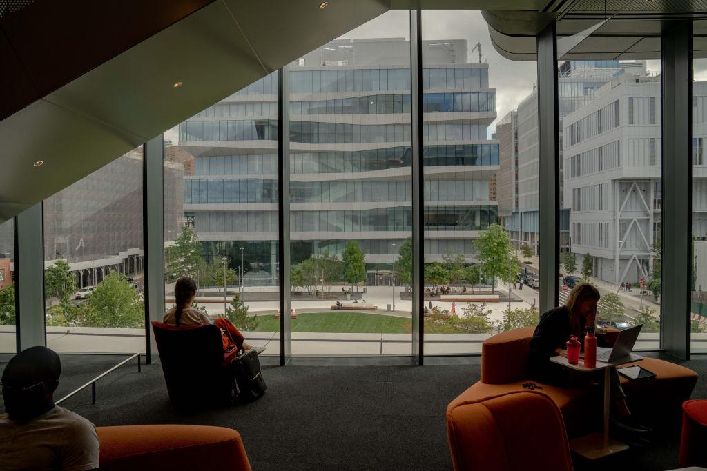Didn’t make the round 1 MBA app deadline? There’s still time to apply in 2023