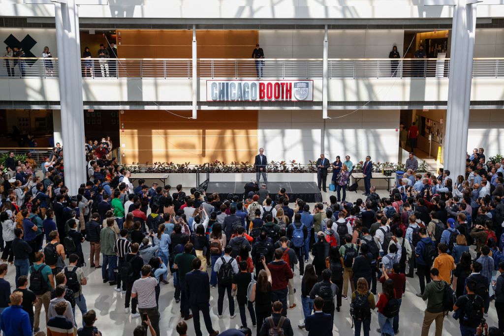 Douglas Diamond, Professor of Finance at the University of Chicago Booth School of Business, speaks to students and faculty members at the University of Chicago, as seen in October 2022 in Chicago, Illinois. (Photo by KAMIL KRZACZYNSKI—AFP/Getty Images)