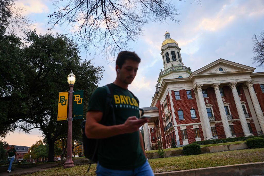 What you need to know about field work in a master’s degree program in social work