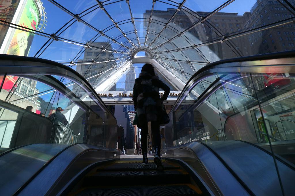 New MBA grads at McKinsey, BCG, Bain can now land base salaries of nearly $200K