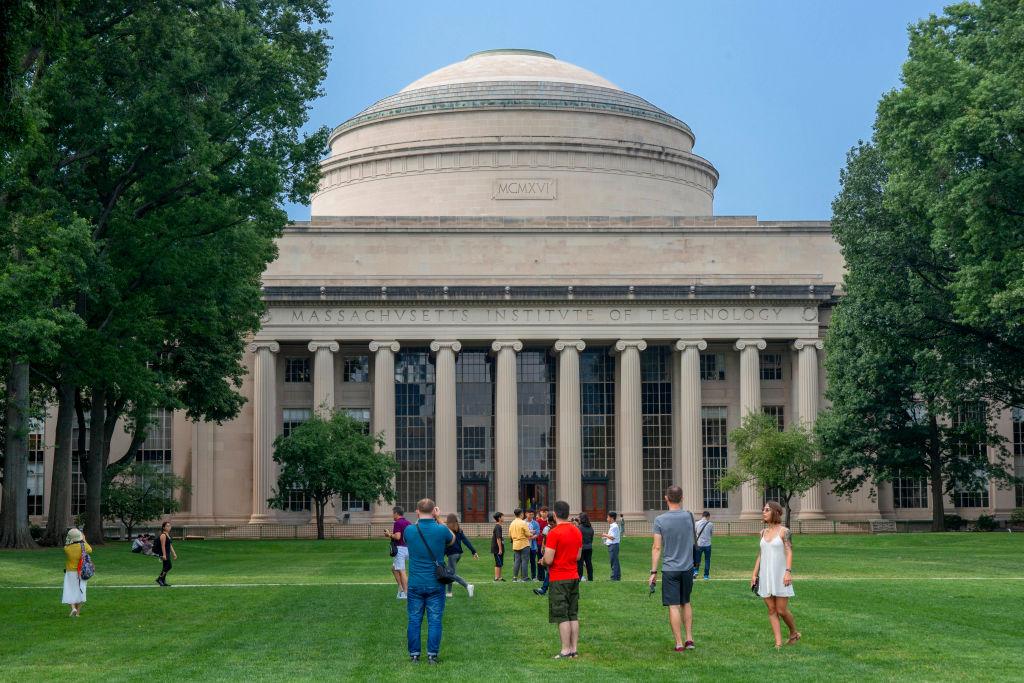 Cybersecurity risks ‘can no longer’ be ignored: MIT Sloan launches course to teach board members prevention tactics