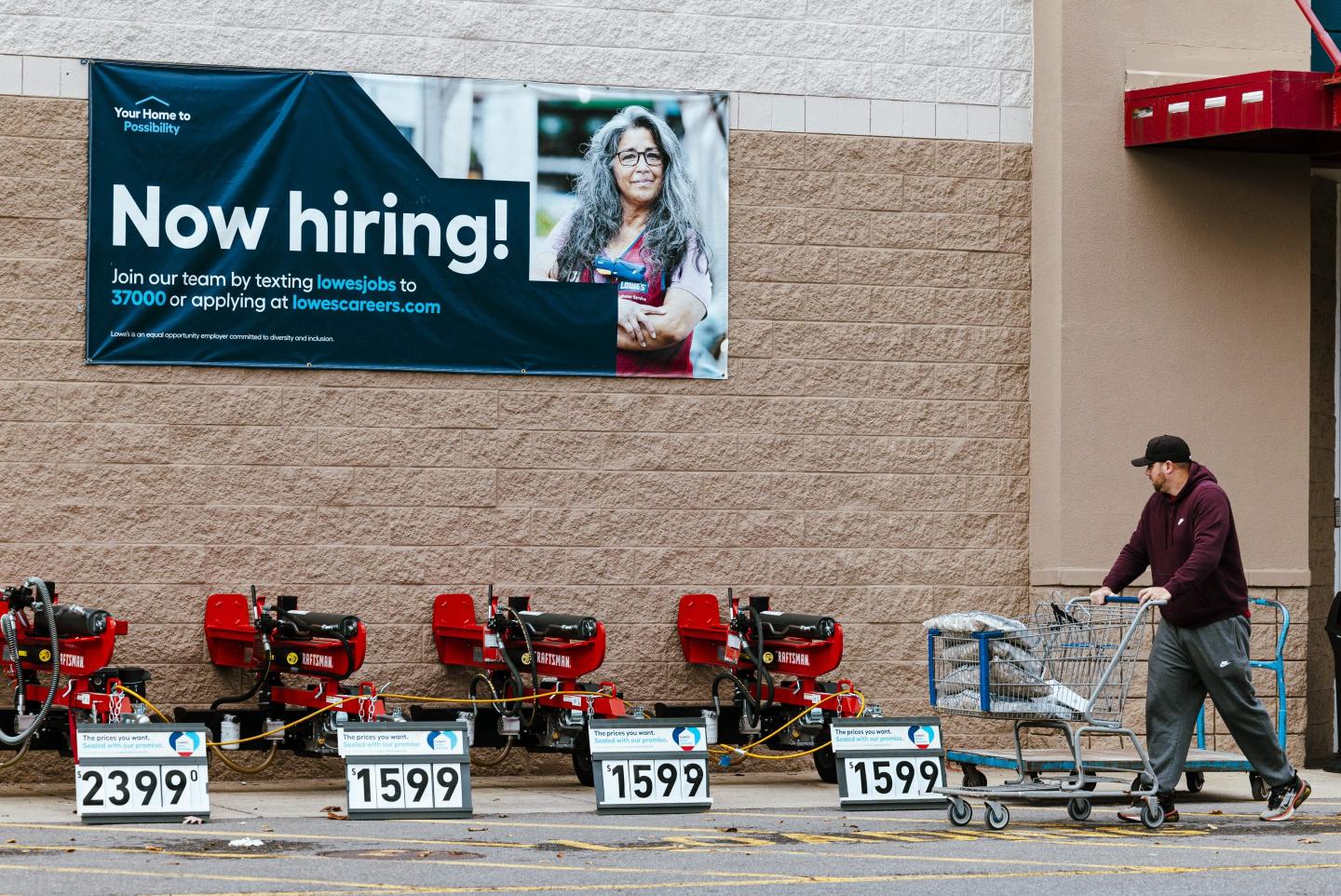 The unemployment rate just dropped to 3.7%, and experts say it’s another ‘soft landing’ signal that will leave the Fed in limbo
