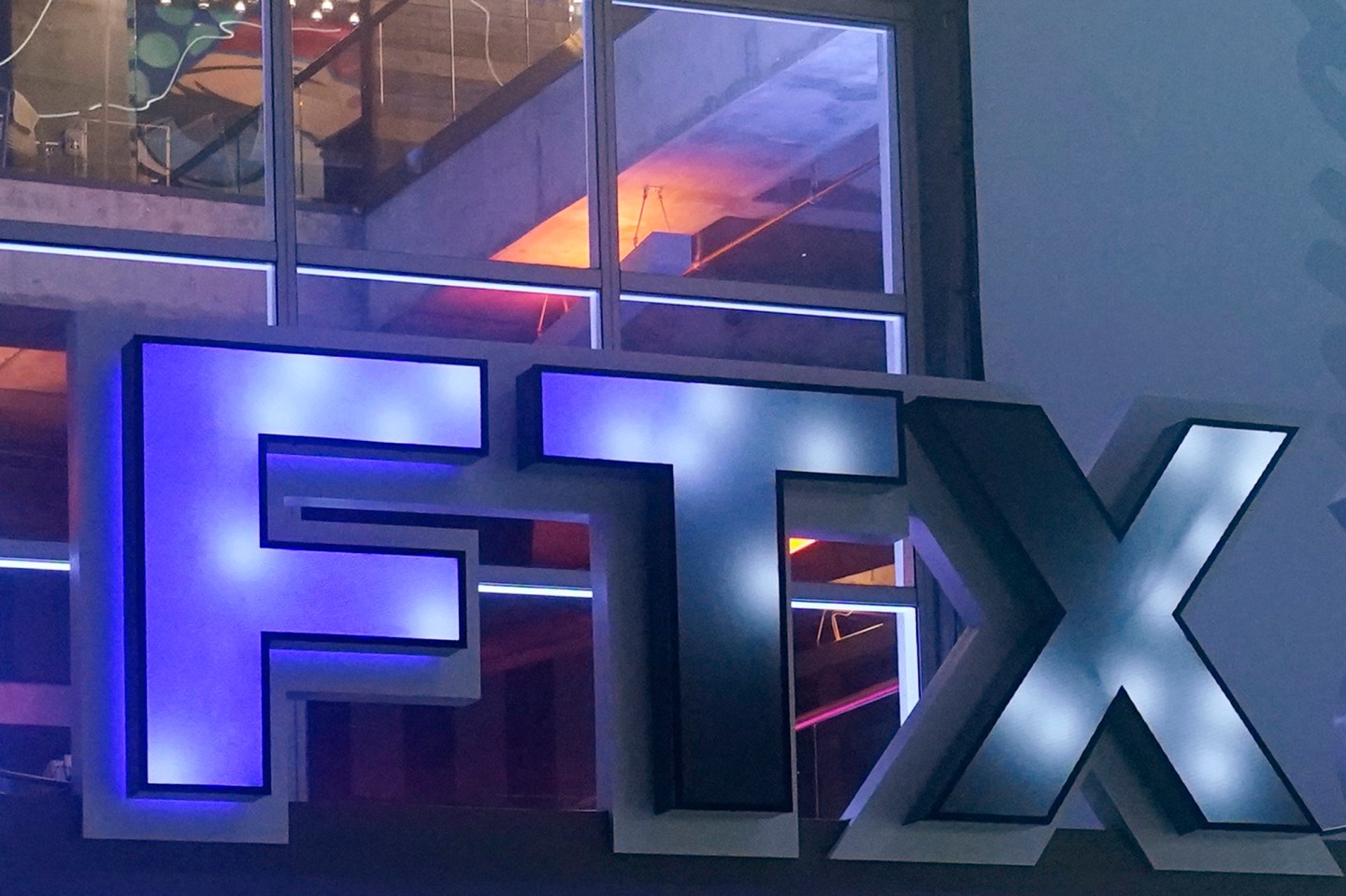 A federal appeals court on Jan. 19, 2024 ordered the appointment of an independent examiner in the bankruptcy case of FTX amid concerns about widespread fraud preceding the collapse of the multibillion-dollar cryptocurrency exchange.