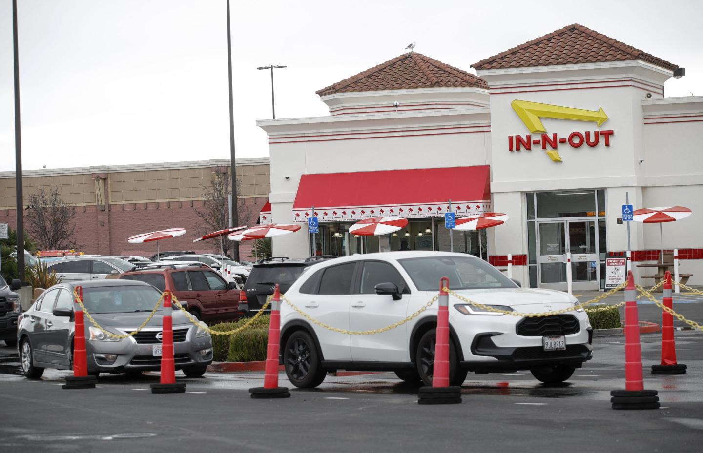 Crime around an In-N-Out in Oakland is so bad the franchise will shut it down—the first closure in its 75-year history