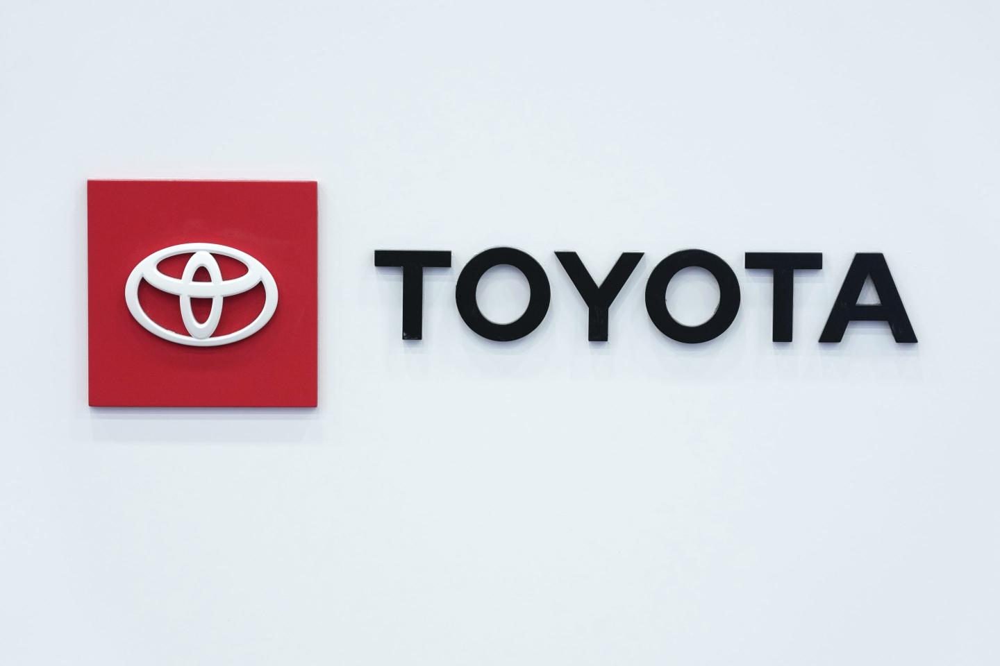 Toyota and GM tell owners of 61,000 Corolla, Matrix, RAV4 and Pontiac Vibe models to stop driving because their Takata air bag inflators could explode