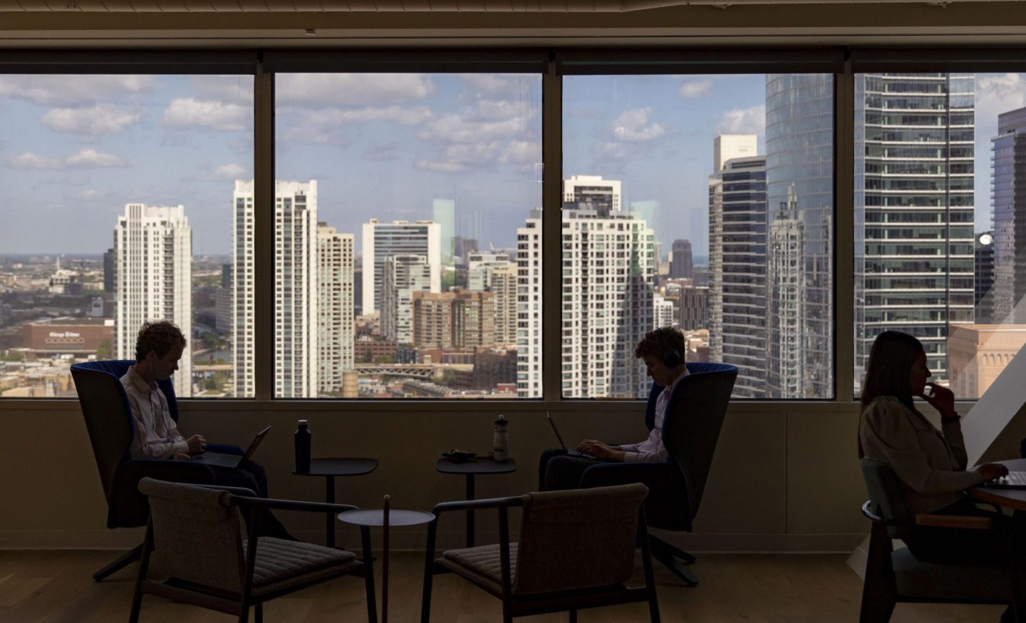 RTO battle shifts back in employers’ favor and a quarter of businesses are upping their real estate spending, new data from global consultancy group says