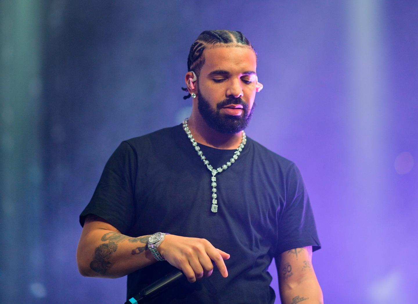 Drake in concert