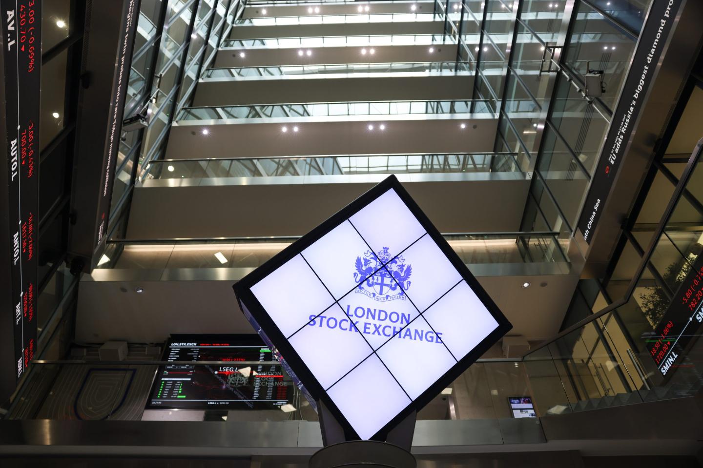 UK police arrest Palestine Action activists allegedly planning London Stock Exchange damage—possibly ‘part of a planned week of action’