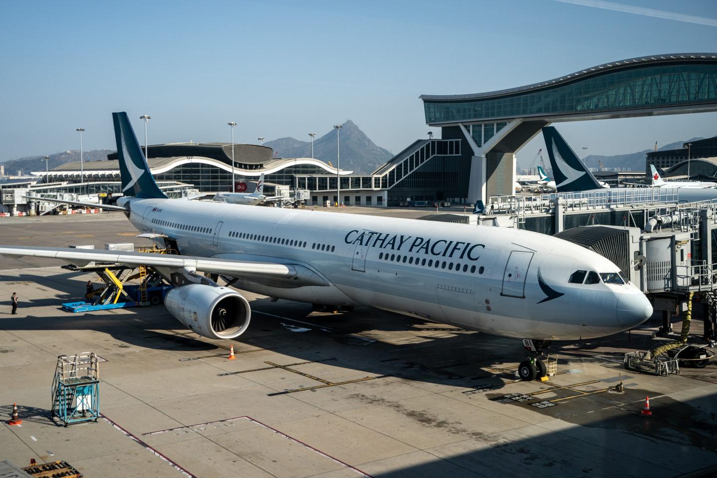 Hong Kong’s Cathay Pacific is slashing the amount of time it takes to become a captain as it tries to battle a labor crunch