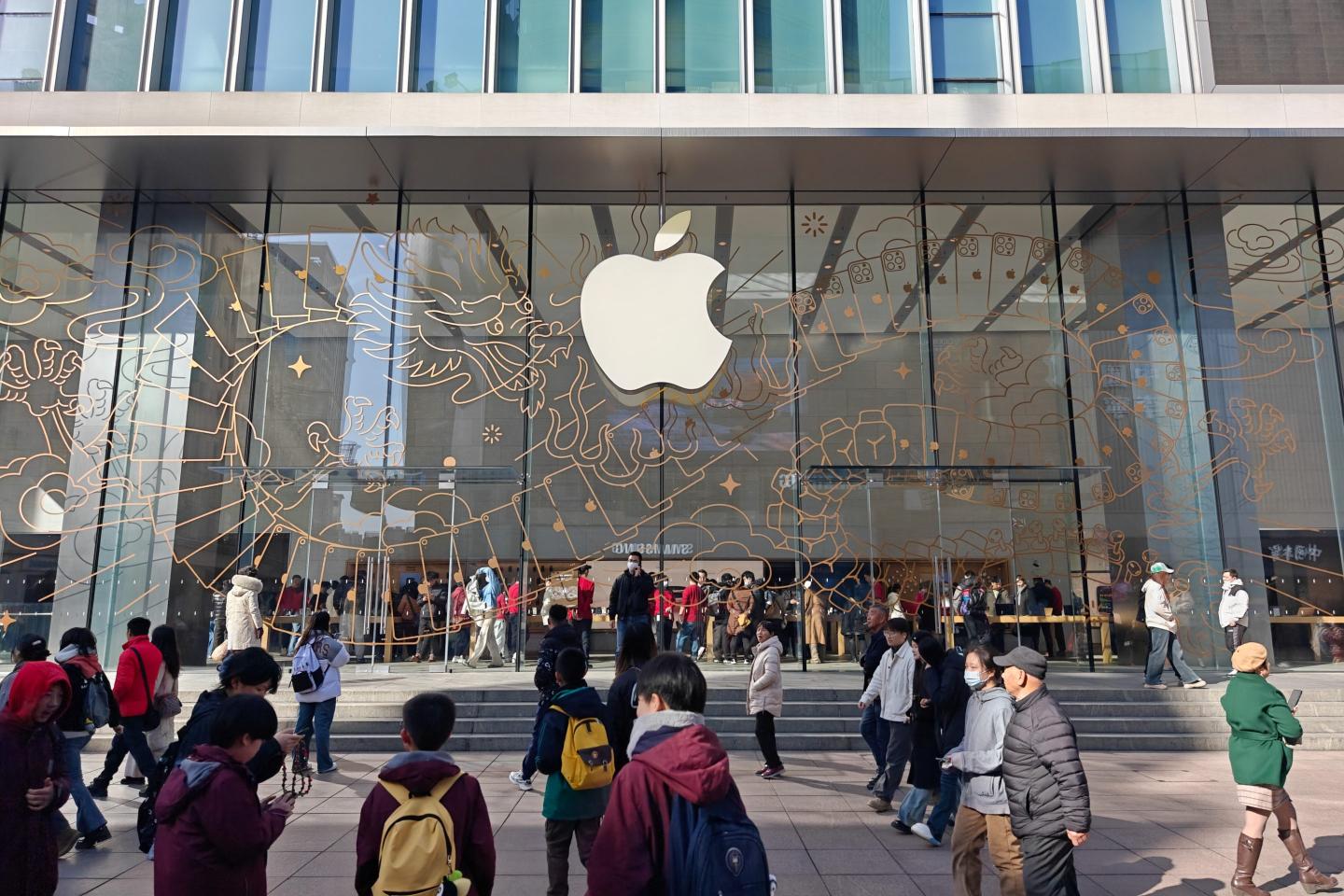 Apple offers a rare $70 discount on the iPhone 15 in China as competitors from Huawei and Honor eat into its market share