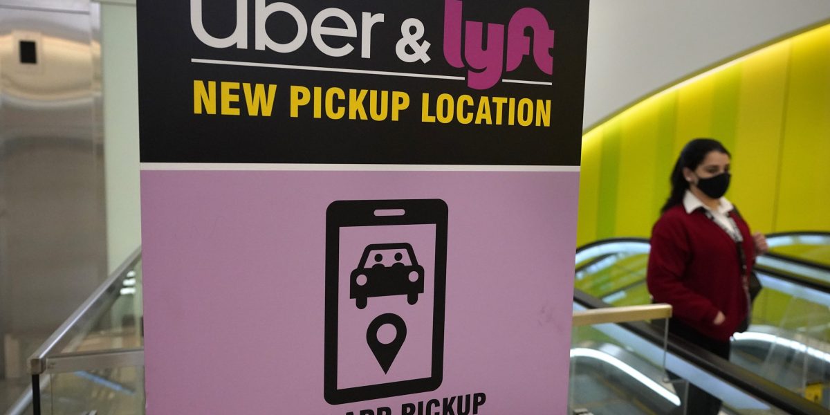 Thousands of U.S. Uber and Lyft drivers set to park their cars and ...